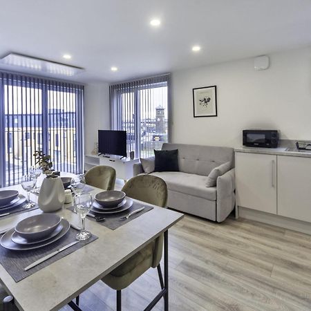 Modern And Bright 2 Bed Apartment In Ashford Ashford  Eksteriør bilde
