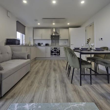 Modern And Bright 2 Bed Apartment In Ashford Ashford  Eksteriør bilde