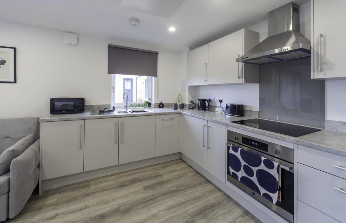 Modern And Bright 2 Bed Apartment In Ashford Ashford  Eksteriør bilde