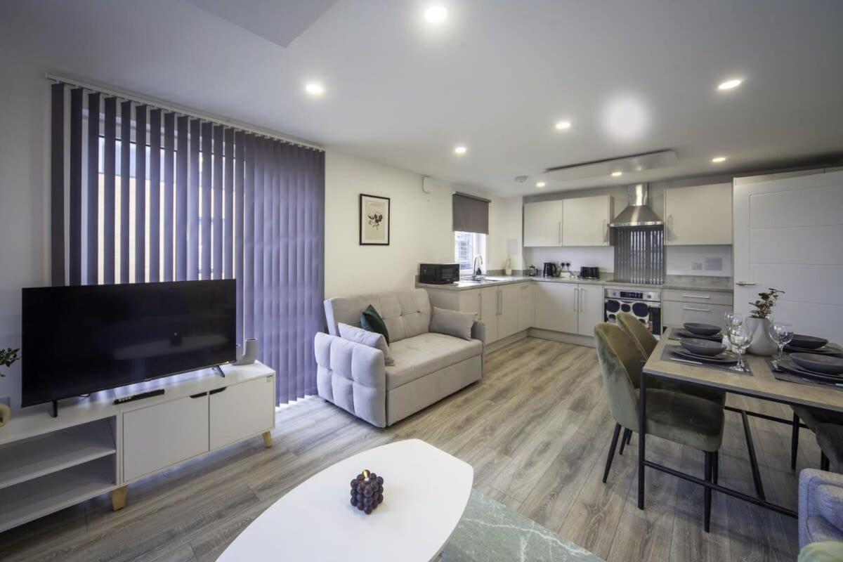 Modern And Bright 2 Bed Apartment In Ashford Ashford  Eksteriør bilde